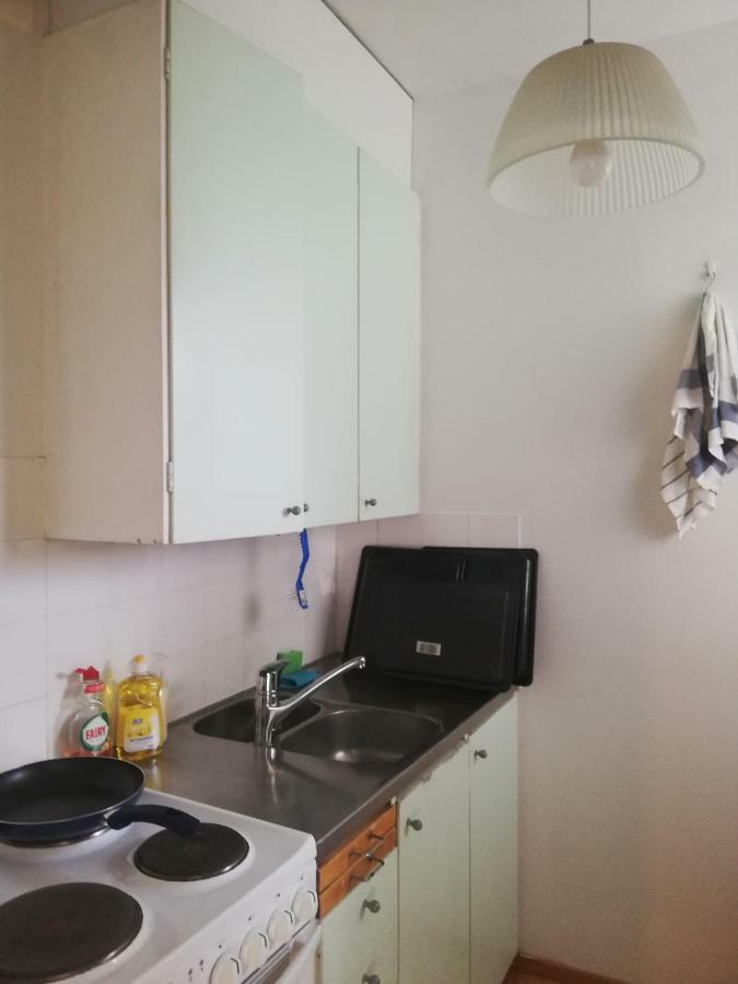 Fantastic Apartment In Hip Area Of Kallio Helsinki Eksteriør billede